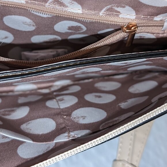 NEW ISABELLE Ivory Vegan Womens Purse - Picture 6 of 7